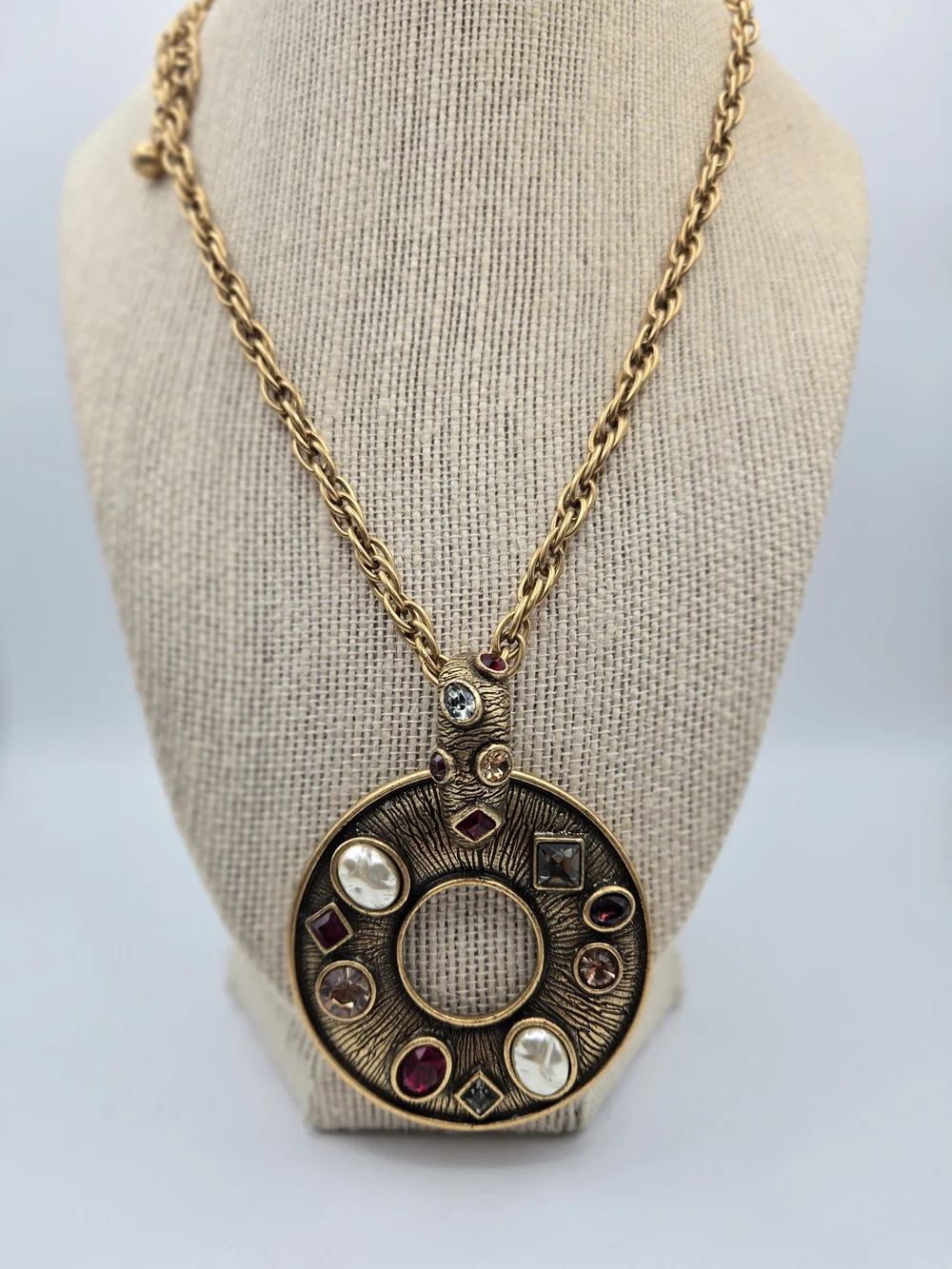 Chico's GoldTone Circle Pendant Necklace Color Crystal Pearl Accents MOD Retro
